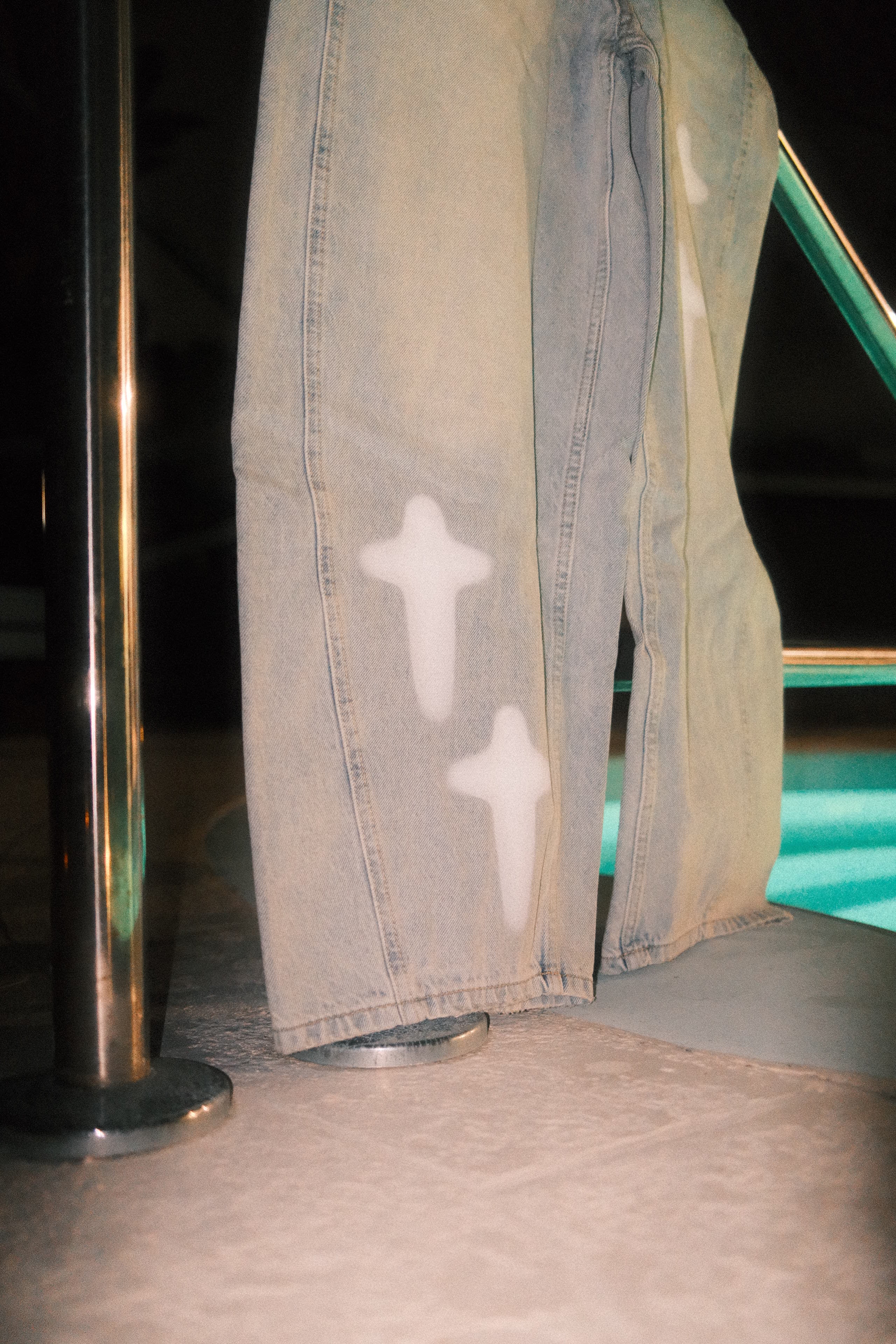 The Multiplied Baggy Jeans