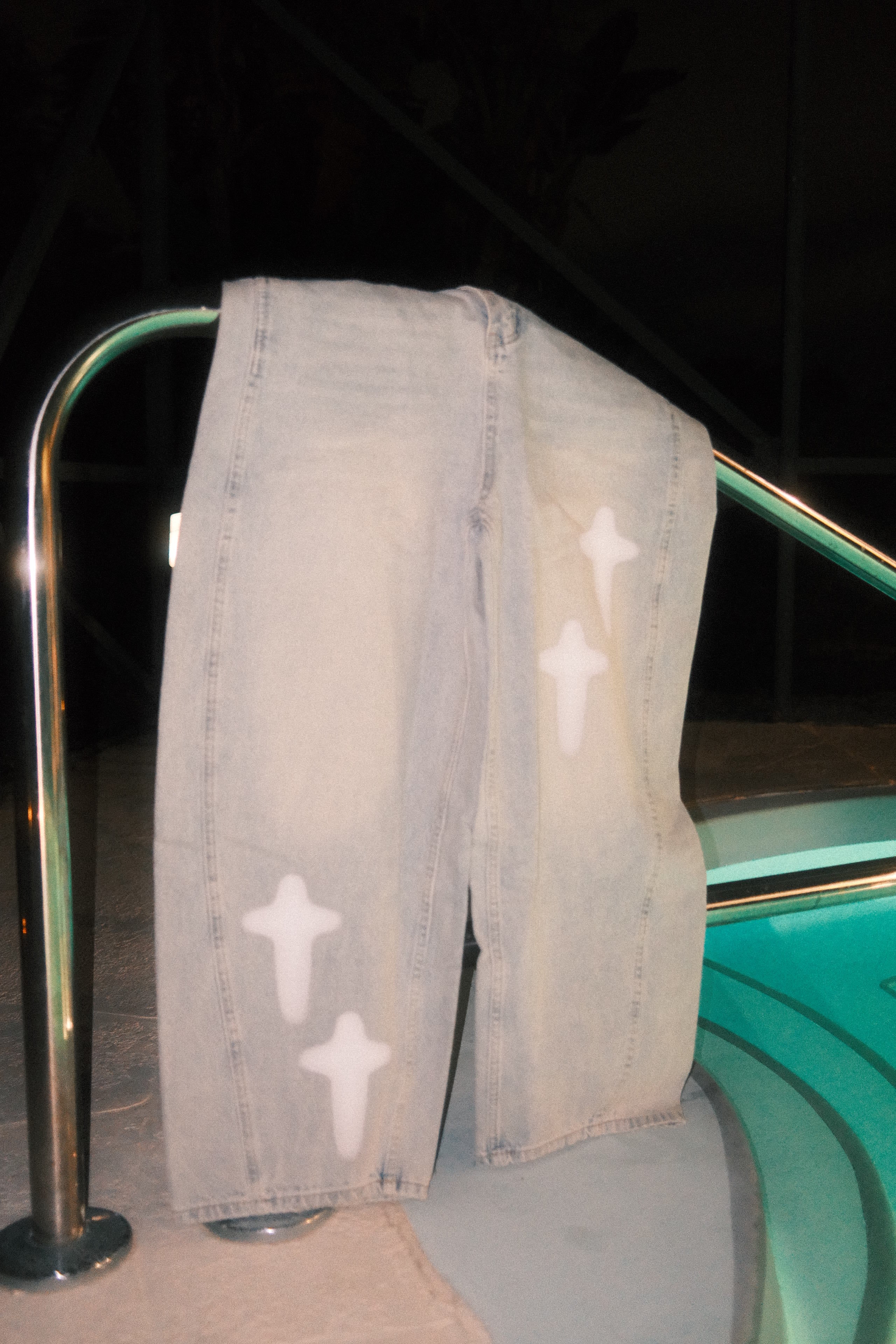 The Multiplied Baggy Jeans